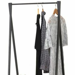 Urban Living Portemanteaux Et Patères Penderie En Métal Noir Et Bois + 2 étagères - 60x40x150cm -Meubles d'appoint Soldes penderie en metal noir et bois 2 etageres 60x40x150cm 2