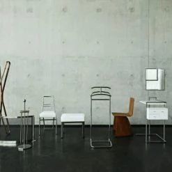 Classicon Portemanteaux Et Patères Portant En Bois Massif Noyer H165cm -Meubles d'appoint Soldes portant en bois massif noyer h165cm 1