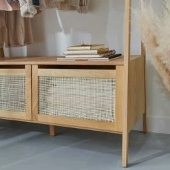 Mob In Valets De Nuits Et Portants Portant Vêtements En Bois Et Cannage Avec Placards -Meubles d'appoint Soldes portant vetements en bois et cannage avec placards 3